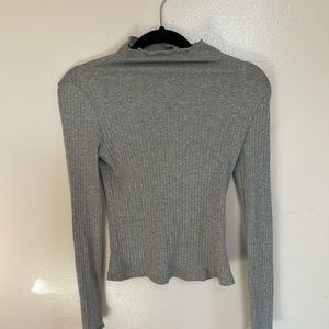 Gray turtle neck
